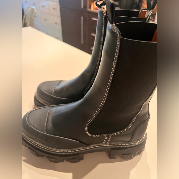 GANNI Cleated Mid Chelsea Boot - Picture 7 of 8